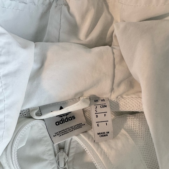 Adidas sport hoodie/jacket, barely used, almost new condition - Picture 3 of 3
